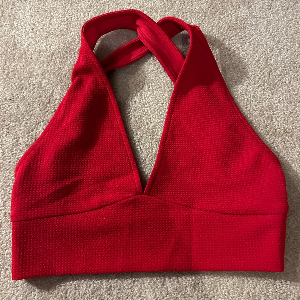 I am selling this red top!